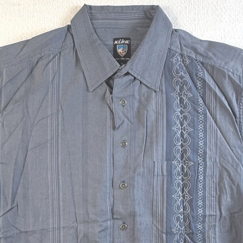 Kuhl Button Down Shirt Mens XL Short Sleeve Embroidered‎ Stripe Blue